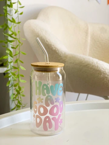 كوب شفاف مع غطاء ومصاصة- have a good day