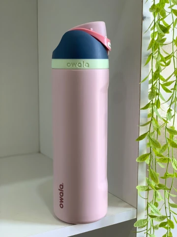 مطرة حافظة للحرارة owala لون زهري 710 مل